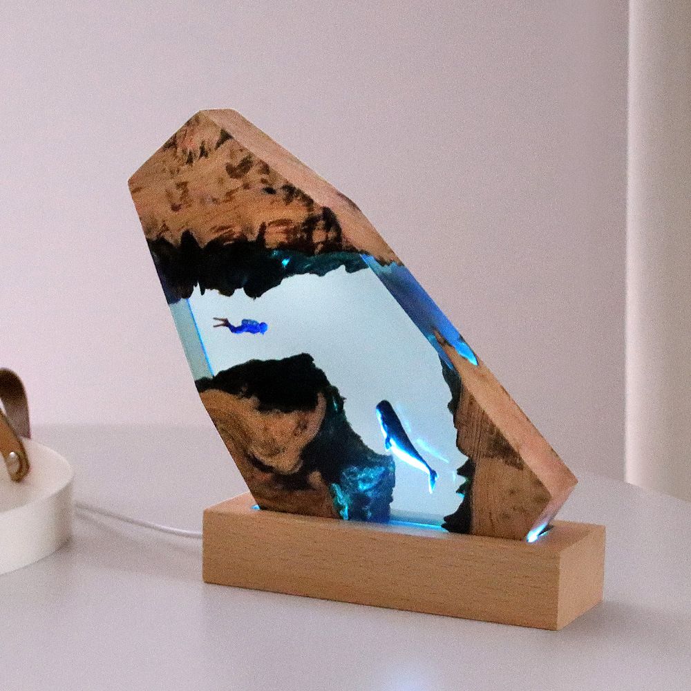 Resin Art Underwater - Nieuwe onderwatergrot walvis duiker bureaudecoratie massief